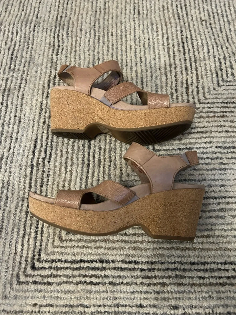 EARTH Kaya Kella Size 8 Beige Women’s Cork Platform Sandals in Brown